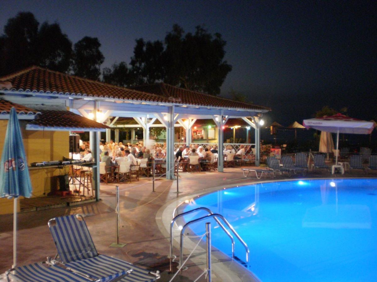 Happy Camp Mobile Homes In Camping Golden Sunset Αλισσός Εξωτερικό φωτογραφία